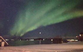 Nydelig Utsikt, Egen Leilighet Med To Parkeringer