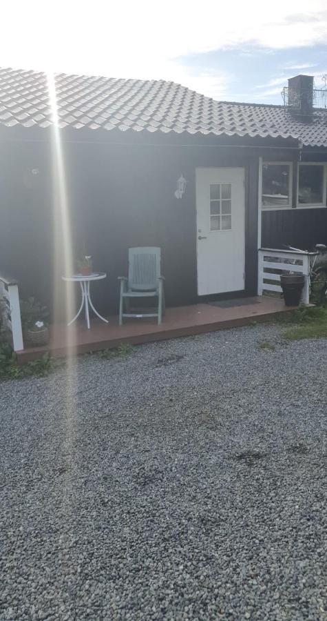 Nydelig Utsikt, Egen Leilighet Med To Parkeringer Movik  Exterior photo